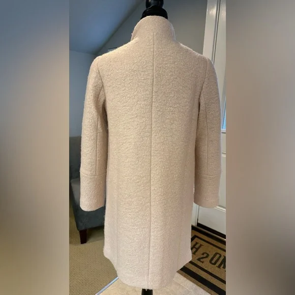 GOELIA Bouclè Soft Pink Winter Coat - Picture 3 of 9